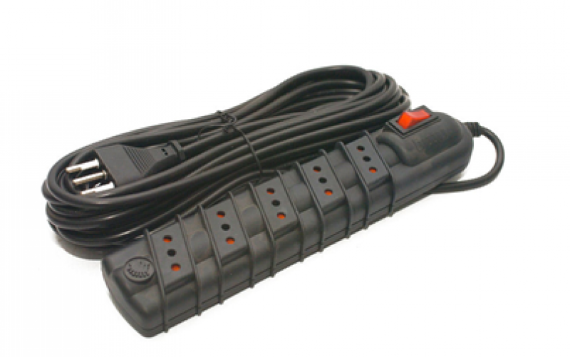 ALARGADOR C/INTERRUPTOR 4 TOMAS NEGRO 3MT