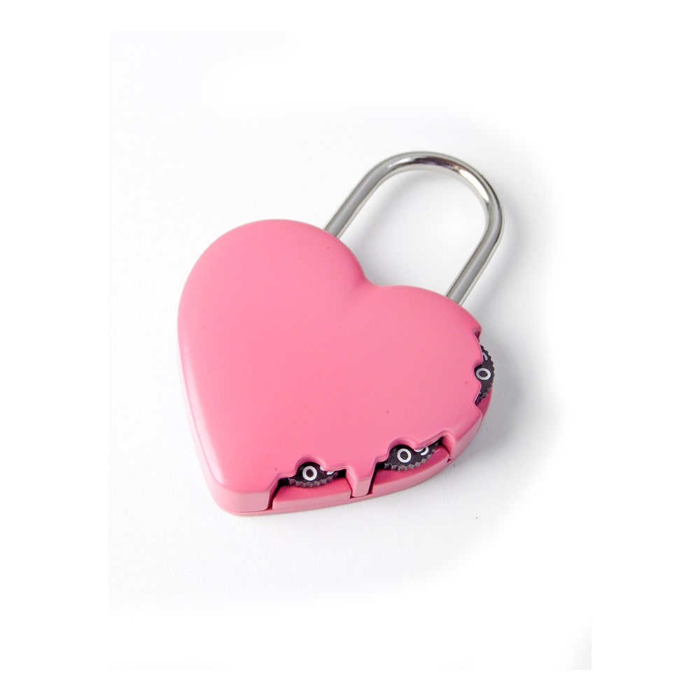 YALE CANDADO CORAZON ROSADO 23MM