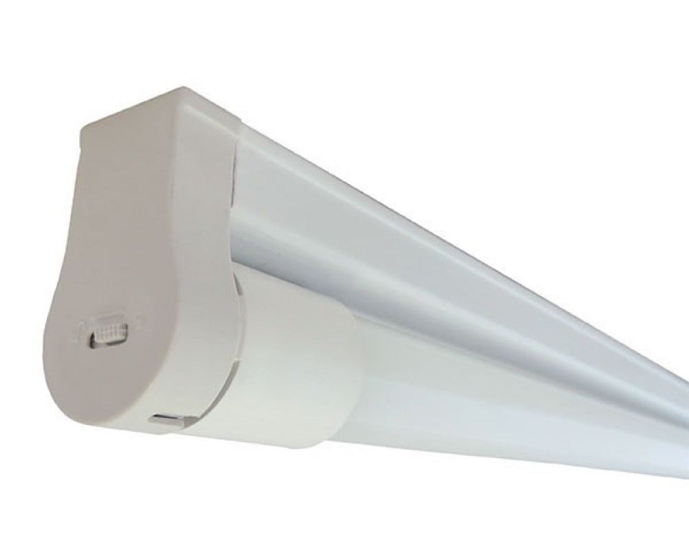 B&P CANOA ECO LEDT8 1500LM 1.2 MT# 79401 TUBO OPAL